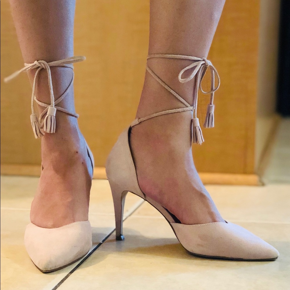 Halogen Blush Suede Pumps